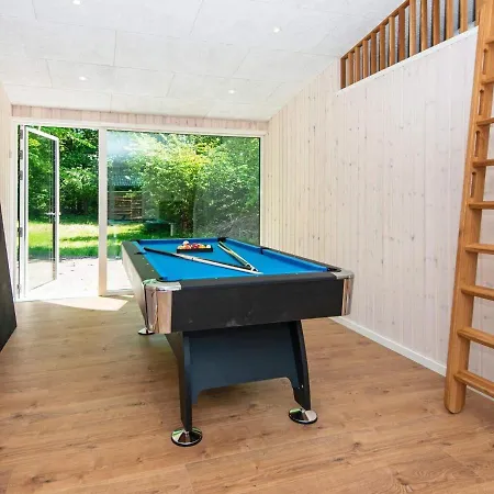 Lxxxix Holiday home *
