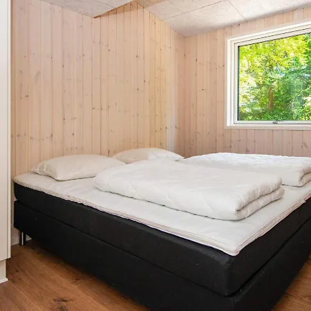 Lxxxix Holiday home Glesborg